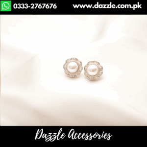 Diva pearl Silver studs