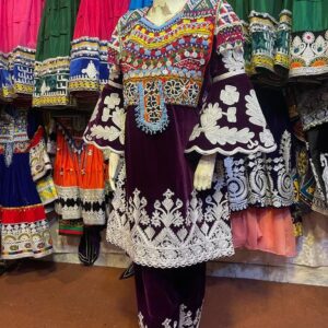 Trendy Mocha Velvet Glam